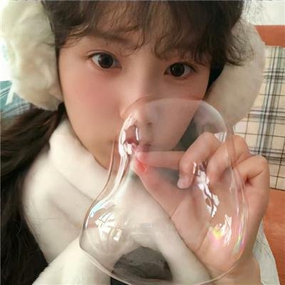 维奥莱特·诺齐埃尔